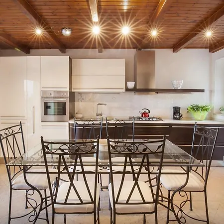 Apartment Casa Delle Stelle *